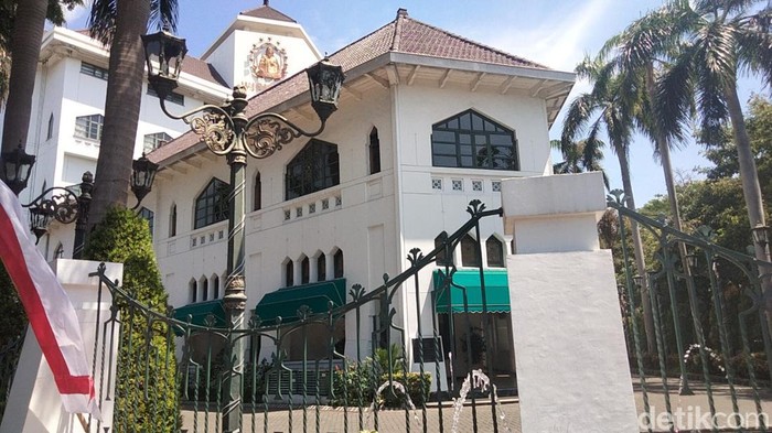 Gedung Wismilak Surabaya