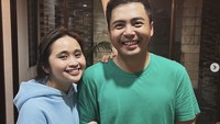Kalau ini momen Gritte mengucapkan ulang tahun untuk Arif. Ia juga memberikan kue istimewa.