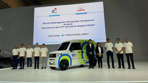 Honda Prospect Motor (HPM) menjalin kerja sama dengan Pertamina uji coba mobil listrik N-Van