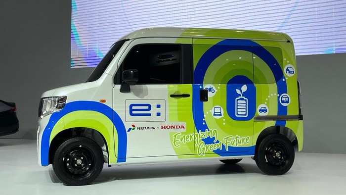 Honda Prospect Motor (HPM) menjalin kerja sama dengan Pertamina uji coba mobil listrik N-Van
