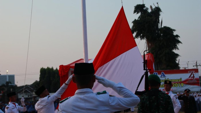 Pedoman Upacara Peringatan Hari Pahlawan 10 November 2023