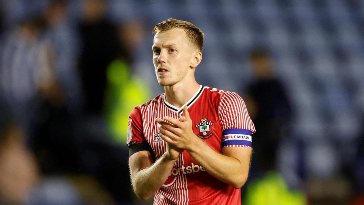 James Ward-Prowse resmi jadi pemain West Ham United (Action Images/PETER CZIBORRA)