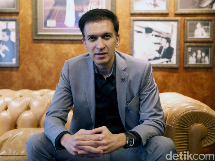 Manoj Punjabi saat ditemui di kantornya di MD Place.