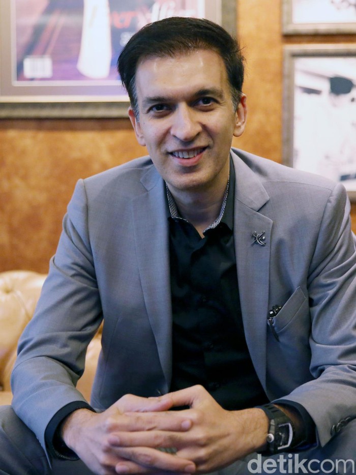 Manoj Punjabi Manoj Punjabi saat ditemui di kantornya di MD Place.