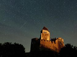 Penampakan Hujan Meteor Perseid di Berbagai Belahan Dunia