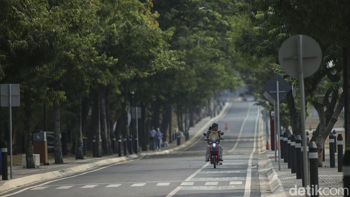 Perhatian! Sepeda Listrik Lebih dari 20 Km/jam Wajib Punya SIM-STNK Perhatian! Sepeda Listrik Lebih dari 20 Km/jam Wajib Punya SIM-STNK