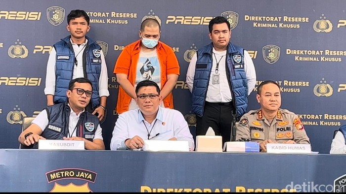 Pria asal Jaksel ditangkap atas penjualan data nasabah di Breachforums. Tersangka ternyata pernah menjadi operator judi online di Kamboja.