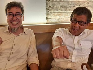 Rocky Gerung Dibela Sahabat: Dia Bapak Demokrasi, yang Demo Lebay!