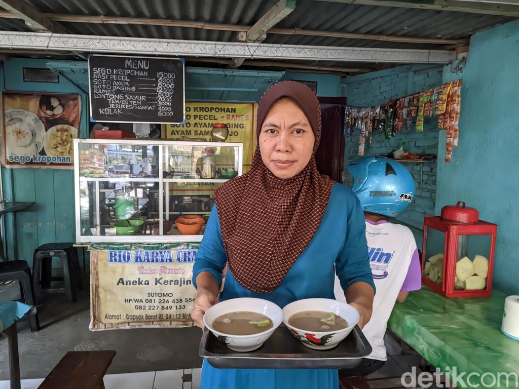 Sego kropohan khas Demak konon disebut favorit para Raja. Foto diunggah Senin (14/8/2023).