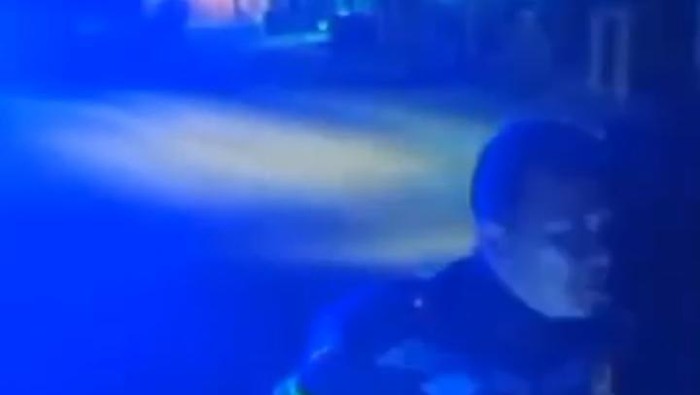 Tangkapan layar video viral polantas diduga palak sopir truk di Solok