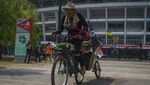 Tuntut Keadilan Tragedi Kanjuruhan, Suporter Arema Gowes Malang-Jakarta