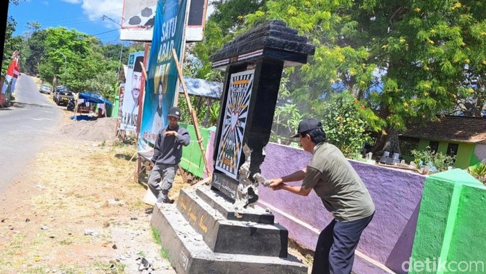 Warga PSHT di Sitbondo bongkar tugu silat