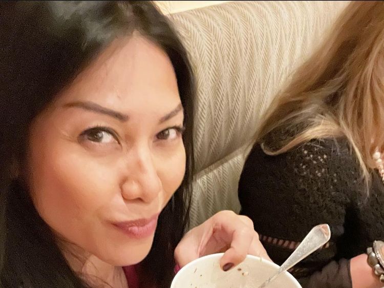 Anggun C Sasmi Hobi Kulineran, Cicip Makanan di Thailand hingga Dubai