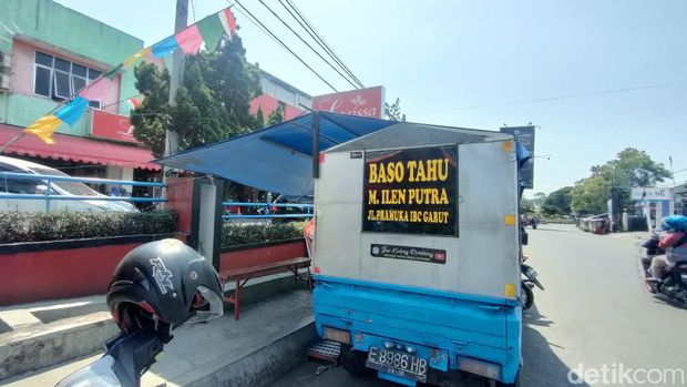 Bakso tahu domba M Ilen Putra.