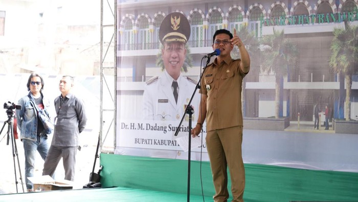 Bupati Bandung Dadang Supriatna