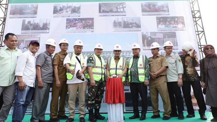 Bupati Bandung Dadang Supriatna