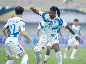 Alami Cedera saat Lawan Dewa United, Begini Kondisi Fortes-Syaiful Syamsuddin