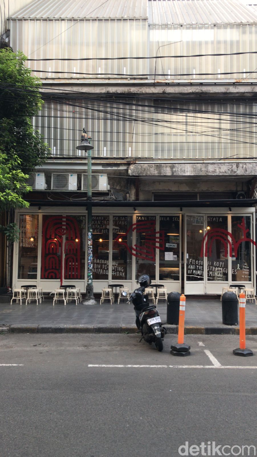 Filosofi Kopi Melawai