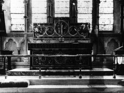 Foto Penampakan Hantu di Masa Silam yang Sulit Dijelaskan