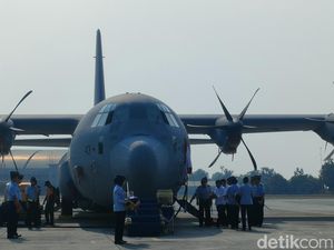 Kemenhan Serahkan Pesawat C-130J Super Hercules Ketiga ke TNI AU
