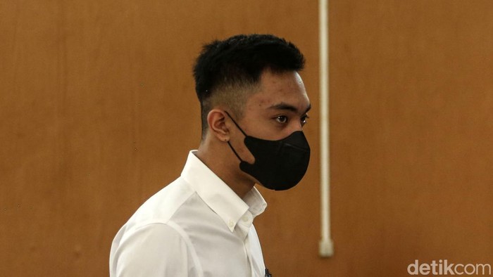 Jaksa menuntut Mario Dandy Satriyo dihukum 12 tahun penjara dalam kasus penganiayaan Cristalino David Ozora.Mario dinilai tidak manusiawi dan sadis.