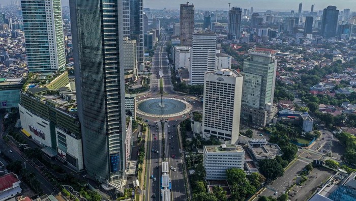 Polusi udara di Jakarta semakin parah. Padahal saat pandemi melanda dan WFH diterapkan, kualitas udara Jakarta sudah membaik.