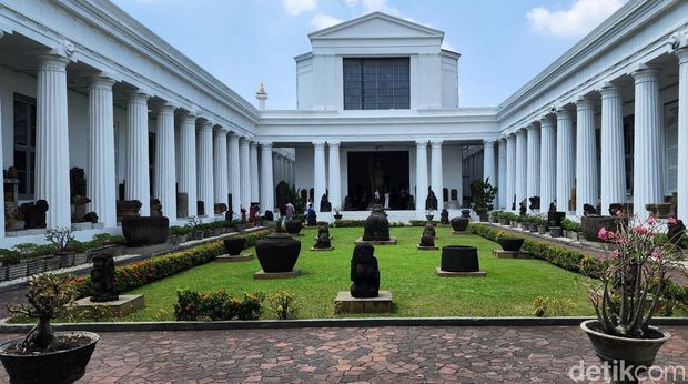 Museum Nasional atau Museum Gajah