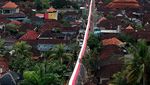 Bendera Merah Putih Sepenjang 400 Meter Mejeng di Bali