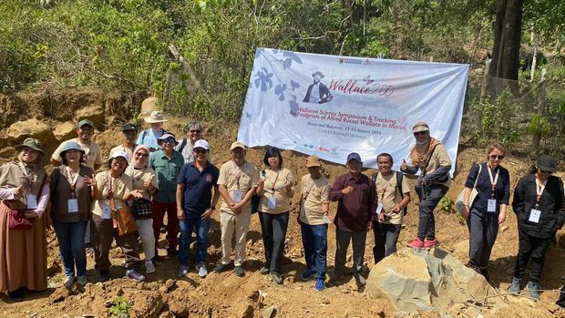 Penelusuran Jejak Alfred Russel Wallace
