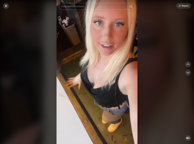 Selain karena memang masih muda, gaya ibu dua anak itu juga membuat banyak orang tidak percaya bahwa ia sudah berusia 34 tahun. Dikatakan jika Rachel kerap kali dikira anak di bawah umur karena sering diminta kartu identitas ketika berbelanja. Foto: TikTok