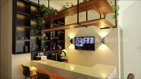 Meja bar di rumah Farida Nurhan, suasananya bikin betah. Foto: dok. YouTube Trans 7 Official