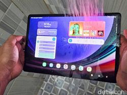 Unboxing Samsung Galaxy Tab S9+: Tablet Tahan Diguyur Air Harga 17 Juta