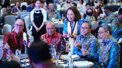 Semringah Zulhas di Penutupan IRS 2023