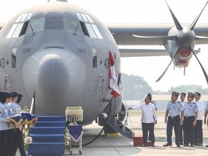 TNI AU Terima Pesawat C-130J Super Hercules dari Kemenhan