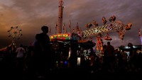 Iowa State Fair pertama diselenggarakan di Fairfield pada Oktober 1854.