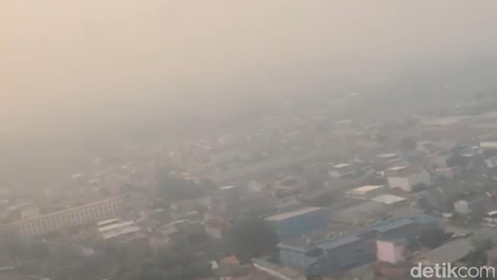 Unggahan Tiktokers, Sheena (25), soal perbedaan kondisi langit di Jakarta dengan Yogyakarta viral di medsos. Dia mengaku sampai kaget dan merinding. (dok Pribadi/Sheena)