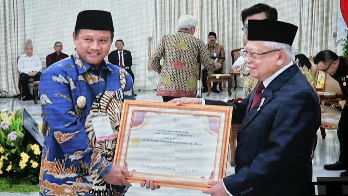 Wakil Gubernur Jawa Barat Uu Ruzhanul Ulum