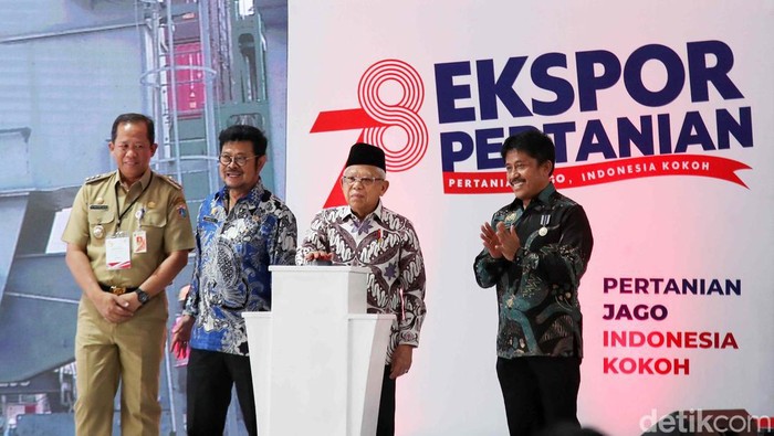 Wakil Presiden Maruf Amin didampingi Menteri Pertanian Syahrul Yasin Limpo melakukan pelepasan ekspor komoditas pertanian di Pelabuhan Tanjung Priok Jakarta Utara, Selasa (15/8/2023).