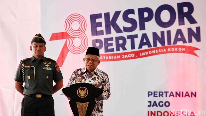 Wakil Presiden Maruf Amin didampingi Menteri Pertanian Syahrul Yasin Limpo melakukan pelepasan ekspor komoditas pertanian di Pelabuhan Tanjung Priok Jakarta Utara, Selasa (15/8/2023).