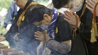 Peringatan itu untuk mengenang arwah lebih dari tiga juta orang yang meninggal karena perang. (Kyodo News via AP)
