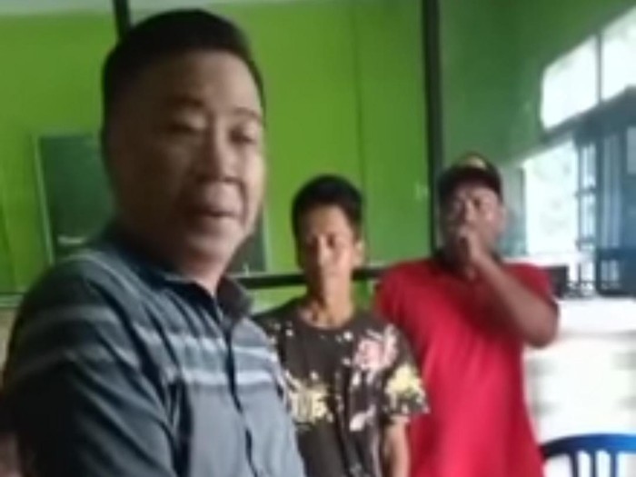 WN China ditangkap warga Muaro Jambi jual obat diduga ilegal.