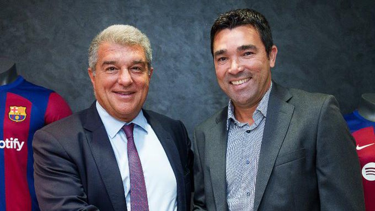 Deco bersama Presiden Barcelona, Joan Laporta. (Foto: dok. Barcelona)