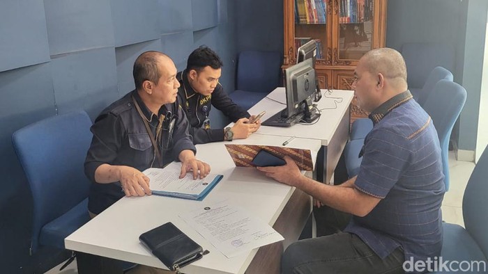 Bawaslu RI dilaporkan seorang advokat Pasuruan ke DKPP