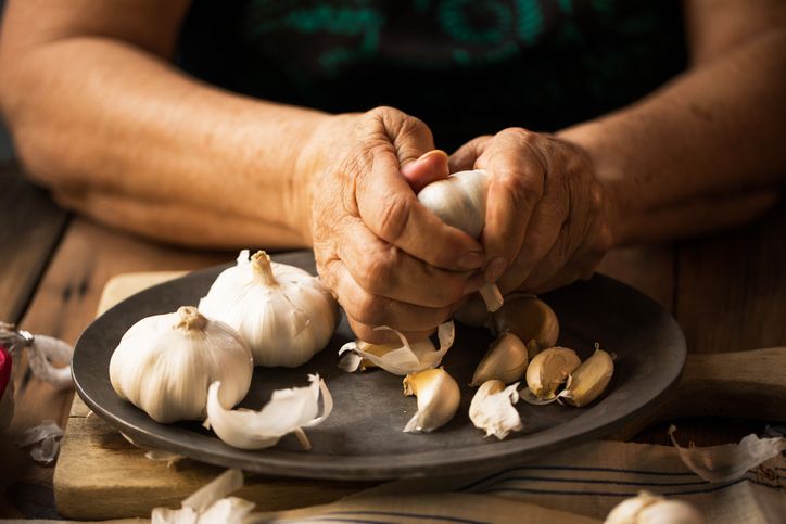 Golden Garlic Disebut Bisa Turunkan Kolesterol Tinggi, Benarkah?