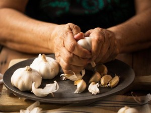 6 Obat Alami Penurun Kolesterol Tinggi, Mudah Ditemukan di Dapur