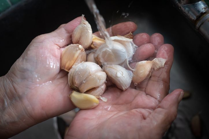 Golden Garlic Disebut Bisa Turunkan Kolesterol Tinggi, Benarkah?