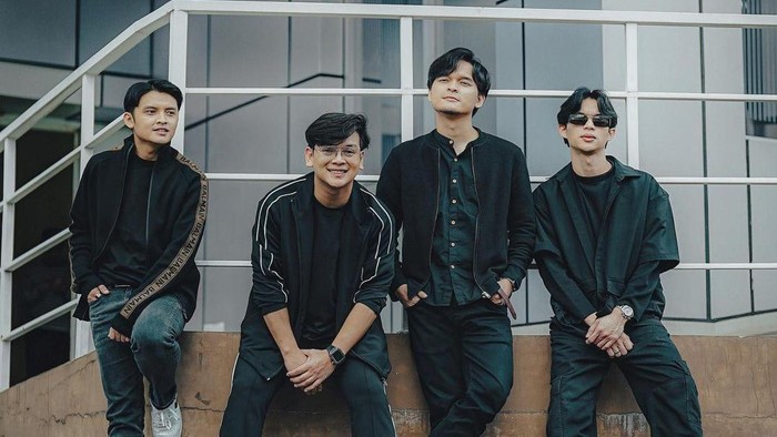 Grup Adam