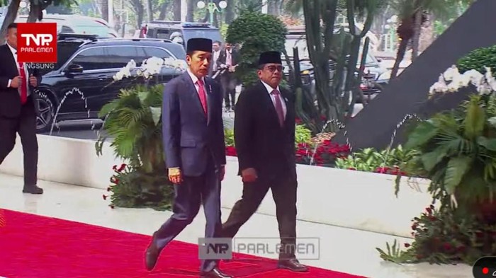 Jokowi tiba di gedung DPR