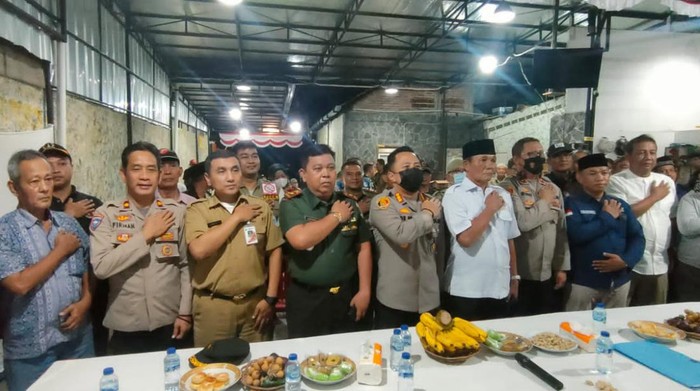 Kapolres Metro Jakarta Selatan Kombes Ade Ary Syam Indradi memberikan imbauan kamtibmas di 10 RW untuk menekan anagka pencurian motor.