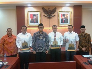 Bereskan Kasus Travel Umrah-Haji Furoda Abal-Abal, Kemenag Apresiasi Polri